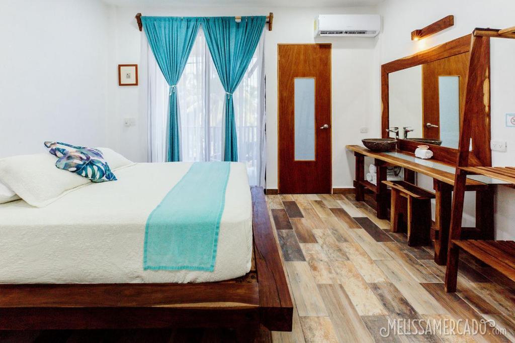 Hotel Ah Muzenkab à El Cuyo Extérieur photo